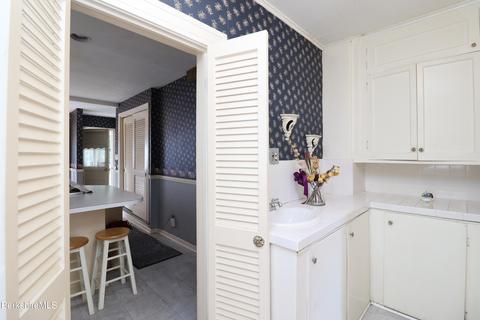 121 Bellevue Ave, Springfield, MA 01108 photo 57