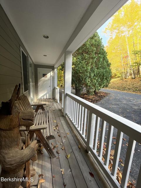 9201 Mountainside Dr, Hancock, MA 01237 photo 7