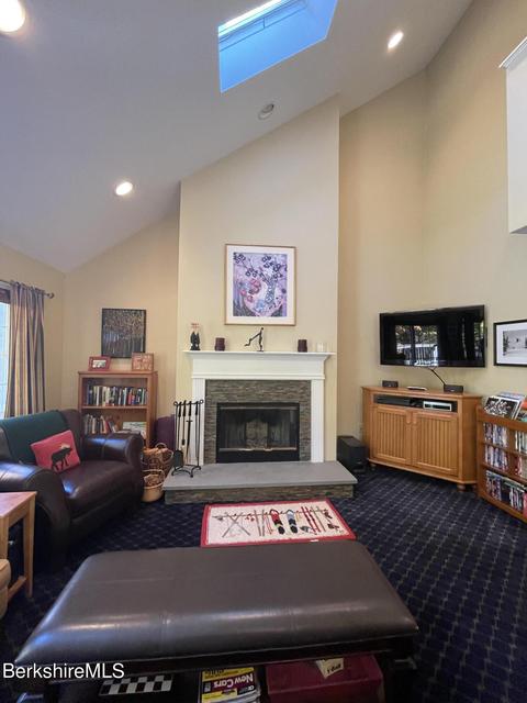9201 Mountainside Dr, Hancock, MA 01237 photo 18
