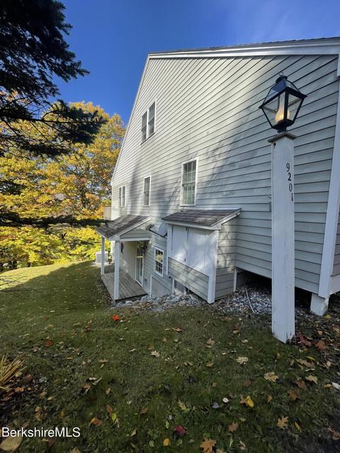 9201 Mountainside Dr, Hancock, MA 01237 photo 8