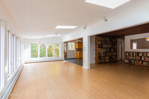 93 Hubbard St, Lenox, MA 01240 photo 10