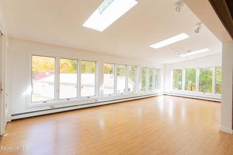 93 Hubbard St, Lenox, MA 01240 photo 9