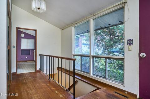 59 Arnold Rd, Pelham, MA 01002 photo 2