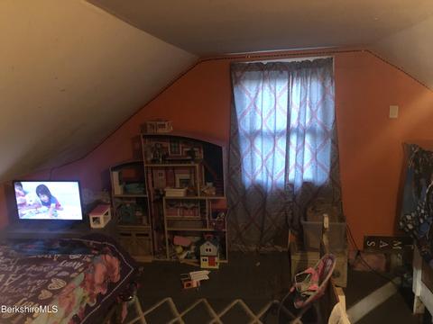 4 North Rd, Peru, MA 01235 photo 14