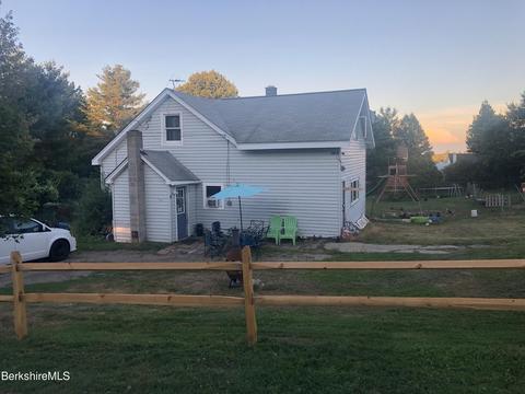 4 North Rd, Peru, MA 01235 photo 1