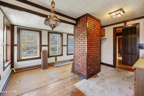 44 School St, Lee, MA 01238 photo 20