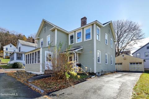 44 School St, Lee, MA 01238 photo 2