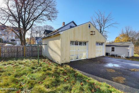 44 School St, Lee, MA 01238 photo 29