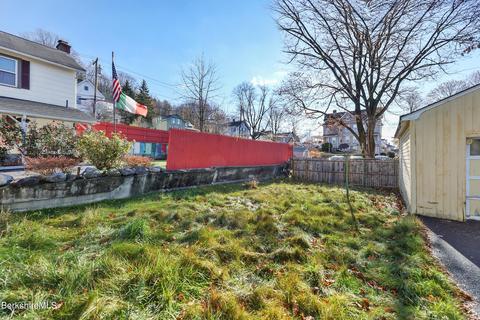 44 School St, Lee, MA 01238 photo 28