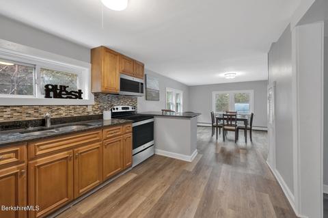 180 Forest St, Lee, MA 01238 photo 33