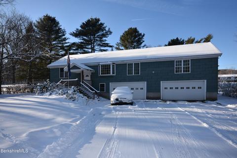 38 Meadow Ln, Lanesborough, MA 01237
