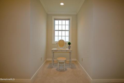 21 Highcrest Rd, Lenox, MA 01240 photo 33
