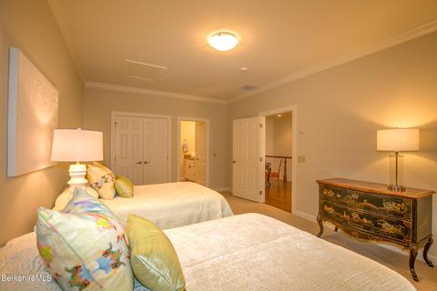 21 Highcrest Rd, Lenox, MA 01240 photo 34