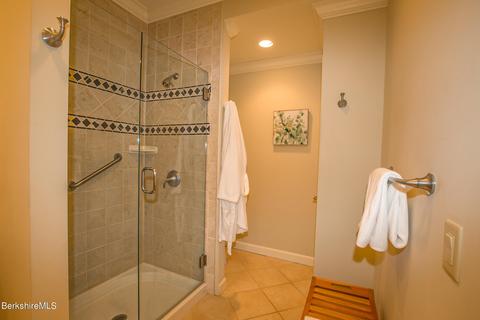 21 Highcrest Rd, Lenox, MA 01240 photo 19