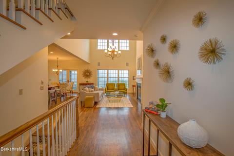 21 Highcrest Rd, Lenox, MA 01240 photo 2