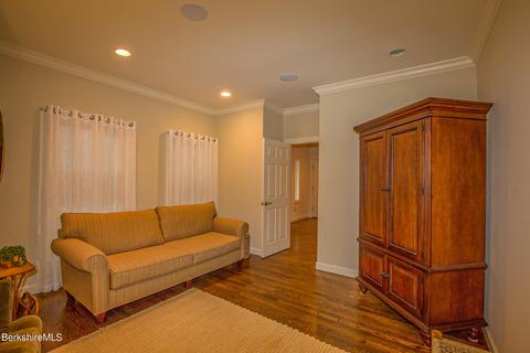 21 Highcrest Rd, Lenox, MA 01240 photo 24