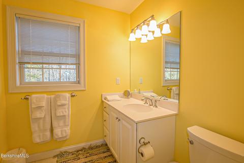 151 Fox Run, Lee, MA 01238 photo 33