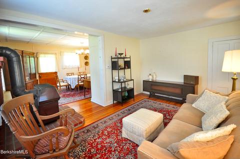 214 High St, Lee, MA 01238 photo 4