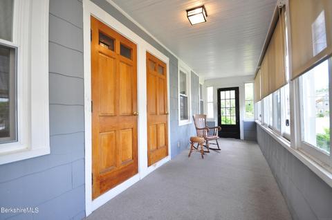 214 High St, Lee, MA 01238 photo 3