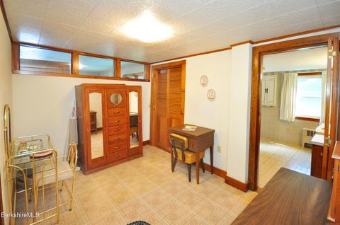 214 High St, Lee, MA 01238 photo 12