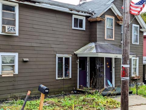 138 E Quincy St, North Adams, MA 01247