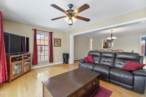 575 Benedict Rd, Pittsfield, MA 01201 photo 9