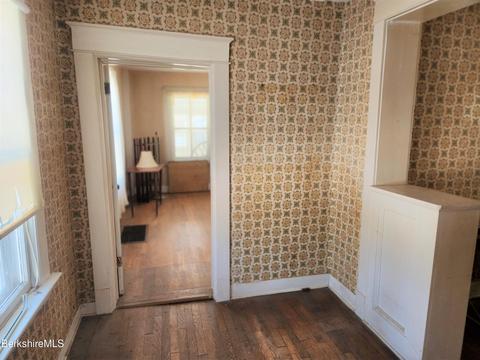 491 Chapel St, Lee, MA 01238 photo 6