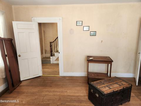 491 Chapel St, Lee, MA 01238 photo 9