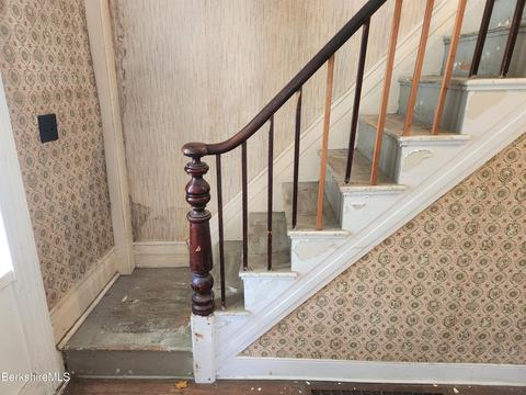 491 Chapel St, Lee, MA 01238 photo 7