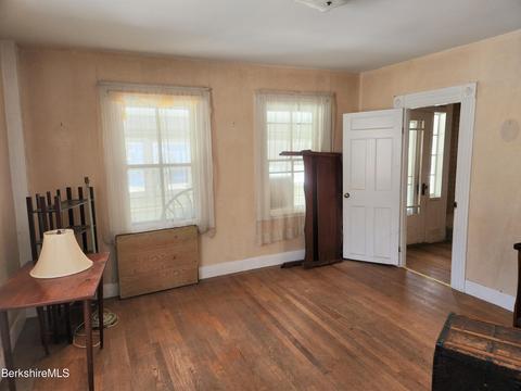 491 Chapel St, Lee, MA 01238 photo 8