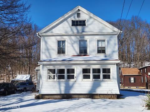491 Chapel St, Lee, MA 01238 photo 1