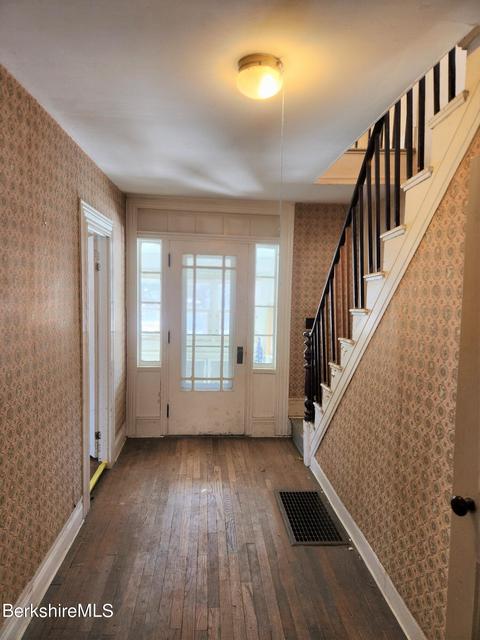 491 Chapel St, Lee, MA 01238 photo 3