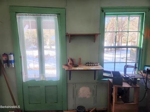 491 Chapel St, Lee, MA 01238 photo 15