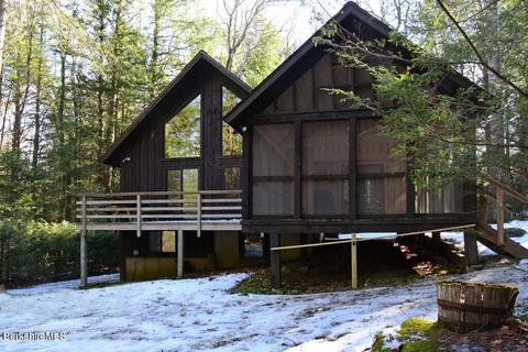 5 Sequena Dr, Otis, MA 01253