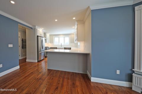 70 Franklin St, Lee, MA 01238 photo 19
