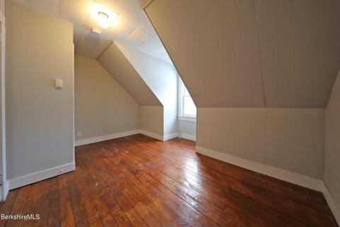 70 Franklin St, Lee, MA 01238 photo 29