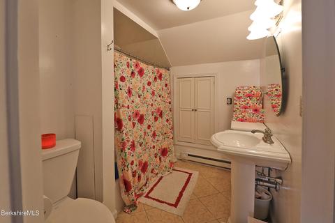 70 Franklin St, Lee, MA 01238 photo 13