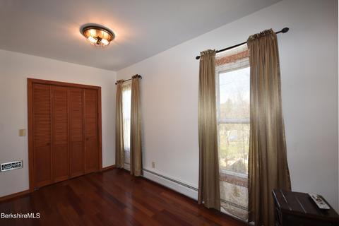 660 E Main St, North Adams, MA 01247 photo 10