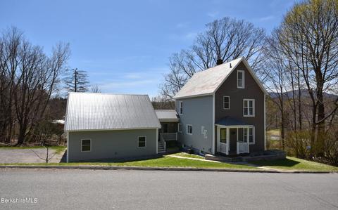 660 E Main St, North Adams, MA 01247 photo 2