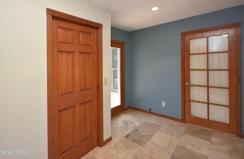 660 E Main St, North Adams, MA 01247 photo 22