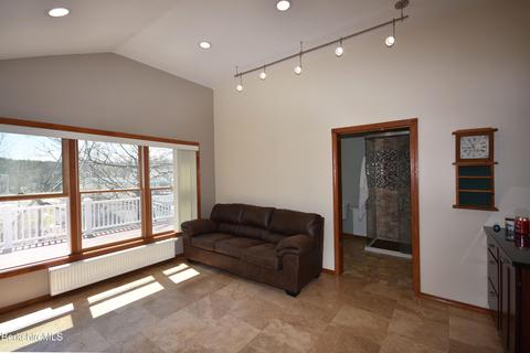 660 E Main St, North Adams, MA 01247 photo 18