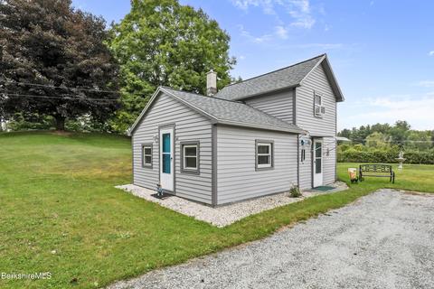 565 Meadow St, Lee, MA 01238