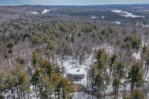 176 Beech Tree Ln, Becket, MA 01223 photo 3