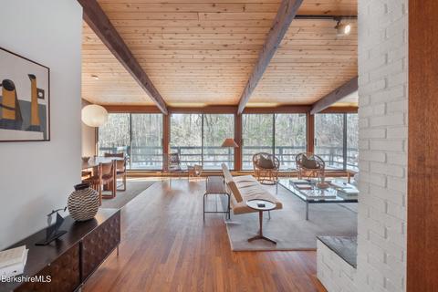 176 Beech Tree Ln, Becket, MA 01223 photo 4