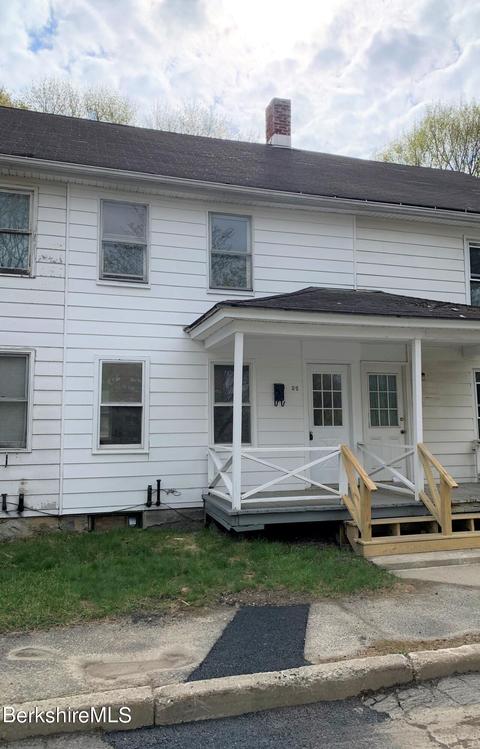 32 River St, Dalton, MA 01226