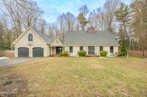 6 Cedar Ln, Lenox, MA 01240