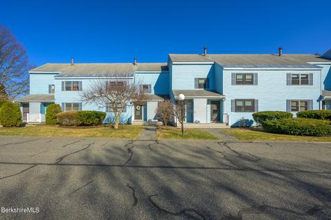 8 4 Rolling Hls, Lenox, MA 01240