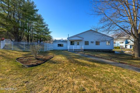 8 4 Rolling Hls, Lenox, MA 01240 photo 30