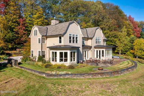 45 Old Farm Way, Williamstown, MA 01267