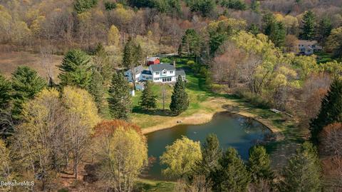 77 Craryville Rd, Craryville, NY 12521